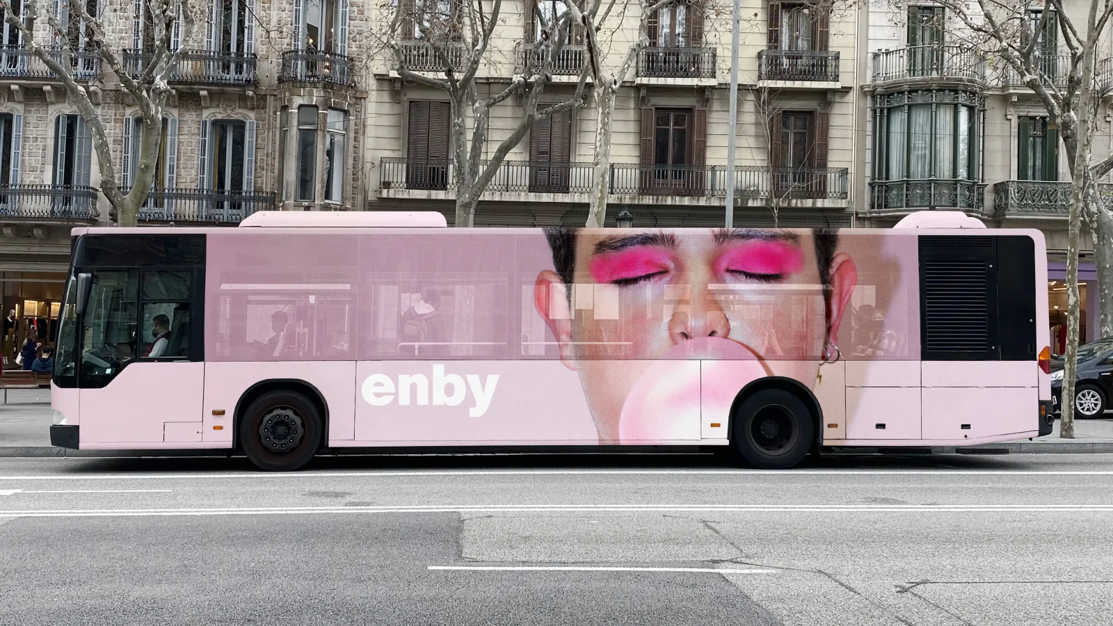Enby — bus