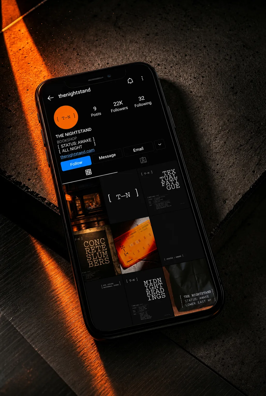 The Nightstand — feed de Instagram